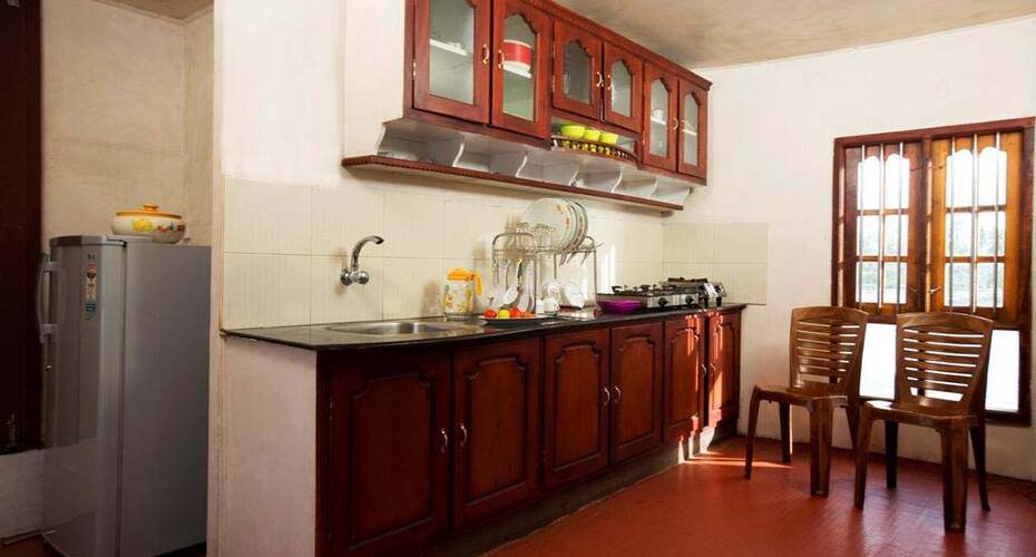Jaziel Deluxe Houseboat, Alleppey 4